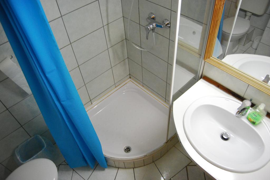 Hotel Paar Szieszta Győr Kamer foto
